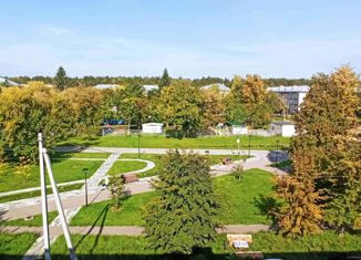 Продаю комнату, 60 м2, рабочий поселок Южный, улица Куйбышева, 11