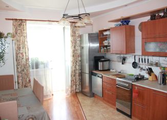 Продам 3-ком. квартиру, 88 м2, Ставрополь, улица Мира, 264А, микрорайон №6
