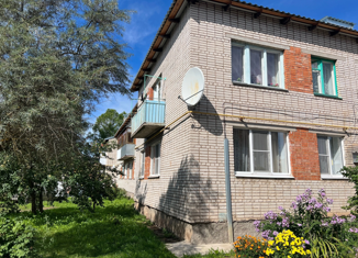 Продажа 2-ком. квартиры, 46 м2, Боровичи, улица Виталия Бианки, 3