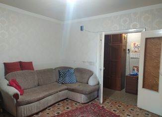 Продам 3-комнатную квартиру, 62 м2, Абаза, Набережная улица, 10