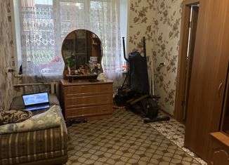 2-ком. квартира на продажу, 43 м2, Калтан, проспект Мира, 43А