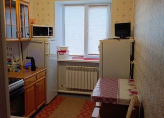 Продаю 2-ком. квартиру, 42 м2, Мариинск, улица Энгельса, 7