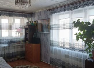 Продажа 3-ком. квартиры, 64 м2, Удмуртия, Кировская улица, 33