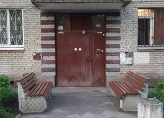 Продаю 2-комнатную квартиру, 44 м2, посёлок Тельмана, посёлок Тельмана, 22