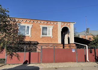 Продам дом, 256 м2, Лабинск, улица Клары Цеткин, 16