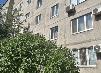 Продаю 2-комнатную квартиру, 52 м2, Оренбургская область, Омская улица, 71А