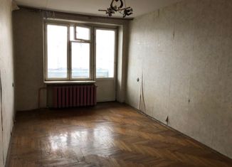 Продам 3-комнатную квартиру, 58 м2, Москва, Кантемировская улица, 33к2, метро Кантемировская