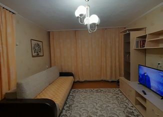 Сдается в аренду 1-комнатная квартира, 32 м2, Новосибирск, Шатурская улица, 3