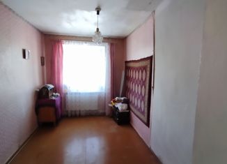 Продажа трехкомнатной квартиры, 60 м2, поселок городского типа Уруссу, Уруссинская улица, 17