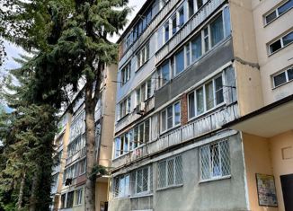 Продам двухкомнатную квартиру, 42.6 м2, Ставропольский край, Интернациональная улица, 15