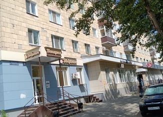 Продам 3-ком. квартиру, 61 м2, Казань, Кировский район, улица Галимджана Баруди, 3