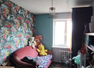 Продаю 4-комнатную квартиру, 62.9 м2, Дальнегорск, улица Химиков, 4