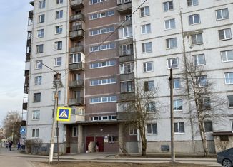 Продам комнату, 95.2 м2, Тосно, улица Станиславского, 2