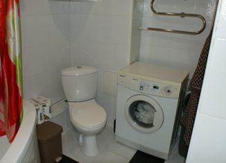 Продаю 3-ком. квартиру, 95 м2, Новосибирск, Кисловодская улица, 4, Кисловодская улица