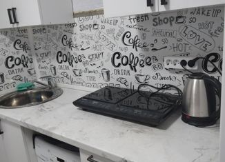 Продаю двухкомнатную квартиру, 41 м2, Находка, Центральная улица, 8