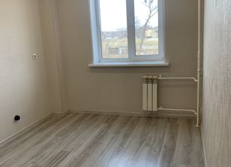 Продается двухкомнатная квартира, 43.2 м2, Уссурийск, улица Ивасика, 44А