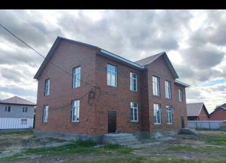 Продам таунхаус, 120 м2, село Толмачёво, улица Победы, 63