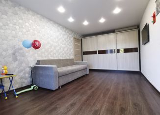 Двухкомнатная квартира на продажу, 43 м2, Заречный, улица Ленина, 11