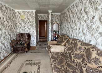 Продаю 3-комнатную квартиру, 52.6 м2, село Старобалтачево, улица Кирова, 6