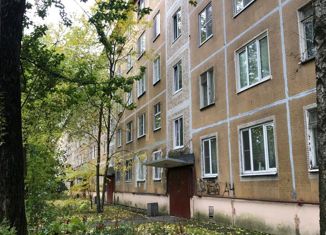 Продаю однокомнатную квартиру, 30.7 м2, Санкт-Петербург, бульвар Красных Зорь, 24, бульвар Красных Зорь