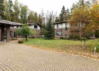 Продается дом, 277 м2, деревня Юрлово, Триумфальная улица, 12