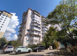 Продается 4-комнатная квартира, 108 м2, Сочи, улица Гагарина, 49А, микрорайон Заречный