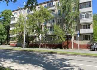 Продам трехкомнатную квартиру, 57.3 м2, Москва, Часовая улица, 8, метро Аэропорт