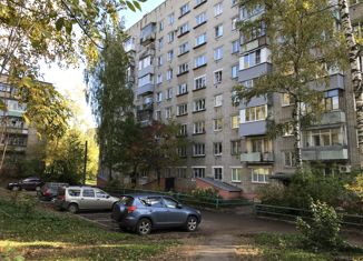 Продается 3-комнатная квартира, 52.6 м2, Ярославль, проезд Матросова, 6А, район Суздалка