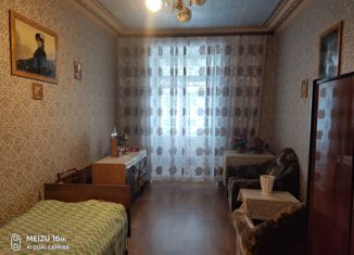 Продается 4-комнатная квартира, 97.6 м2, Новотроицк, улица Мира, 4