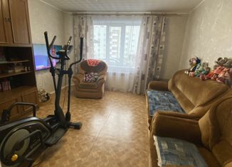Продам трехкомнатную квартиру, 64 м2, Усть-Илимск, проспект Дружбы Народов, 90