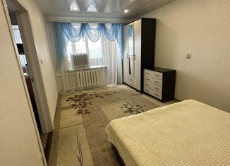 Продам 2-ком. квартиру, 30.6 м2, Сургут, Студенческая улица, 16