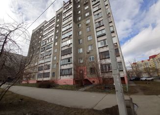 Продается двухкомнатная квартира, 56.1 м2, Челябинск, Калининский район, улица Молодогвардейцев, 41В