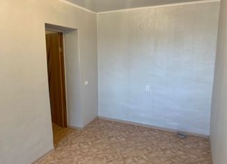 Продаю двухкомнатную квартиру, 43 м2, Сосновоборск, улица Ленинского Комсомола, 3