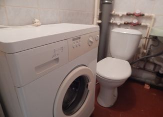 Сдается двухкомнатная квартира, 50 м2, Ижевск, улица Городок Машиностроителей, 105, Ленинский район