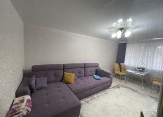 Продам 3-комнатную квартиру, 62.2 м2, поселок городского типа Ильиногорск, Спортивная улица, 9