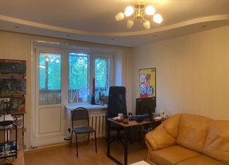 Продаю 2-ком. квартиру, 36 м2, Нижний Новгород, улица Короленко, 17А, улица Короленко