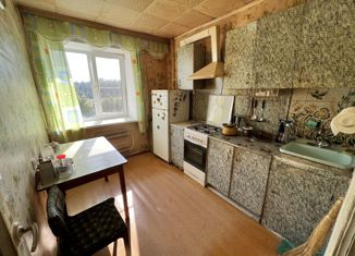 Продаю трехкомнатную квартиру, 60 м2, Кольчугино, Родниковая улица, 41