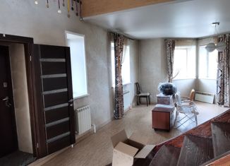 Продаю дом, 300 м2, поселок городского типа Емельяново, Советская улица, 1В