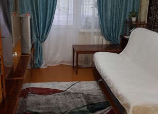 Продается 2-комнатная квартира, 42 м2, Бахчисарай, улица Макаренко, 4