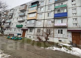 Продажа 2-ком. квартиры, 46.8 м2, село Хороль, улица Городок-5, 14
