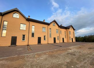 Продам таунхаус, 108.8 м2, деревня Низино