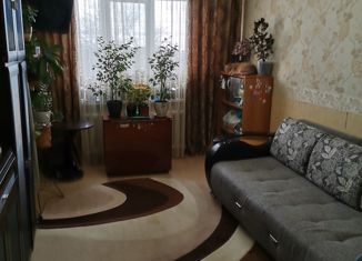 Продаю трехкомнатную квартиру, 67.8 м2, село Подстёпки, улица 40 лет Победы, 3