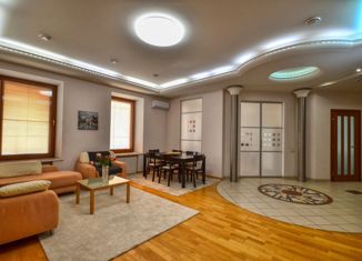 Сдам в аренду 3-комнатную квартиру, 120 м2, Москва, 2-я Брестская улица, 24, метро Белорусская