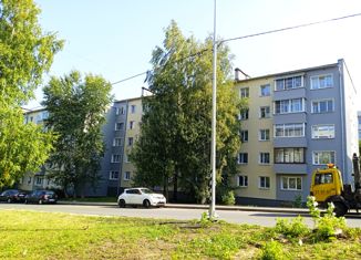 Продаю 3-ком. квартиру, 60 м2, Петрозаводск, Краснофлотская улица, 27, Первомайский район