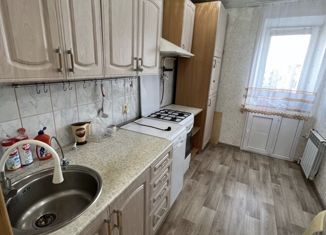 Продам 3-комнатную квартиру, 57 м2, Республика Башкортостан, улица Ленина, 48