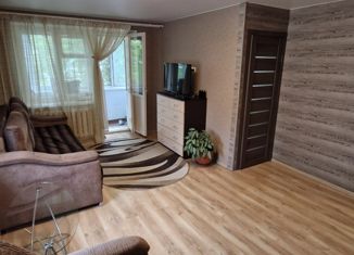 Продам 1-ком. квартиру, 33 м2, Казань, улица Бари Галеева, 5, Советский район