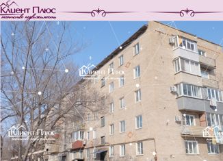 Продажа 2-комнатной квартиры, 43.1 м2, Приморский край, улица Коммунаров, 33