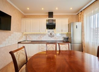 Продается 2-комнатная квартира, 69 м2, Краснодар, Морская улица, 43, Морская улица