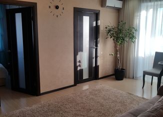 Продается 4-комнатная квартира, 63.7 м2, Находка, Находкинский проспект, 76