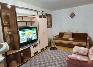 Продаю двухкомнатную квартиру, 55 м2, село Октябрьское, Степная улица, 12